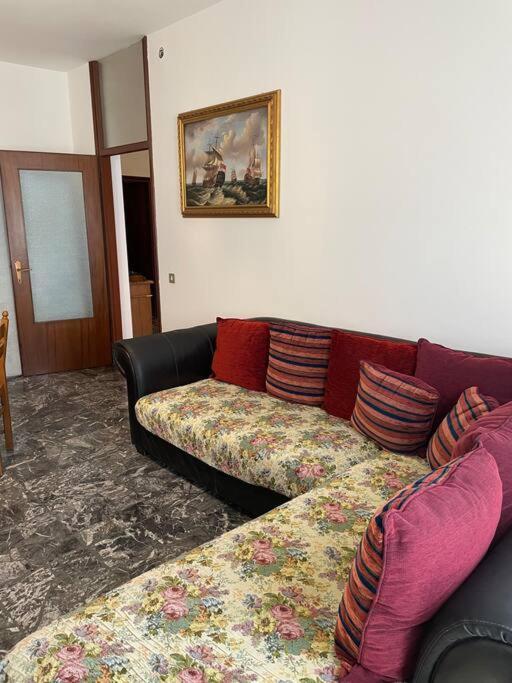 Iris Hosting Appartamenti Per Famiglie Favaro Veneto Exterior photo